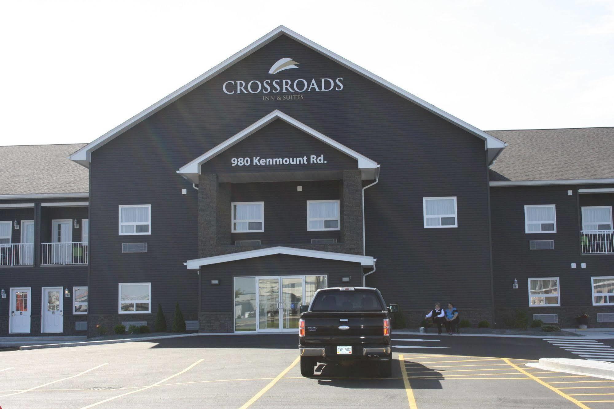 Crossroads Inn & Suites Paradise Exterior photo